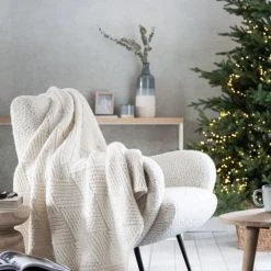 Maisons Du Monde Fauteuils Fauteuil Effet Peau De Mouton -Fauteuils, poufs et repose-pieds Soldes fauteuil effet peau de mouton 1000 3 11 199107 7