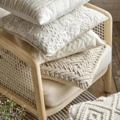 Maisons Du Monde Fauteuils Fauteuil En Frêne Avec Coussins En Coton Beige -Fauteuils, poufs et repose-pieds Soldes fauteuil en frene avec coussins en coton beige 1000 3 21 210310 5