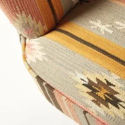 Maisons Du Monde Fauteuils Fauteuil En Kilim Multicolore -Fauteuils, poufs et repose-pieds Soldes fauteuil en kilim multicolore 1000 0 10 175695 5