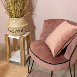 Pirouette Paris Fauteuils Fauteuil En Velours Matelassé Rose Pieds En Métal Noir -Fauteuils, poufs et repose-pieds Soldes fauteuil en velours matelasse rose pieds en metal noir 3