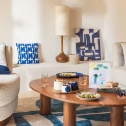 Maisons Du Monde Fauteuils Fauteuil Imitation Fourrure écrue Et Pieds En Bois De Chêne -Fauteuils, poufs et repose-pieds Soldes fauteuil imitation fourrure ecrue et pieds en bois de chene 1000 11 10 219770 5