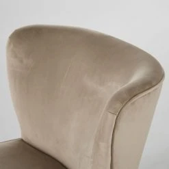 Maisons Du Monde Fauteuils Fauteuil Vintage En Velours Beige -Fauteuils, poufs et repose-pieds Soldes fauteuil vintage en velours beige 1000 2 11 210054 4