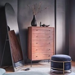 Maisons Du Monde Poufs Pouf En Velours Noir Et Métal Doré 10 Maisons Du Monde Poufs Pouf En Velours Noir Et Métal Doré -Fauteuils, poufs et repose-pieds Soldes pouf en velours noir et metal dore 1000 15 30 202570 7